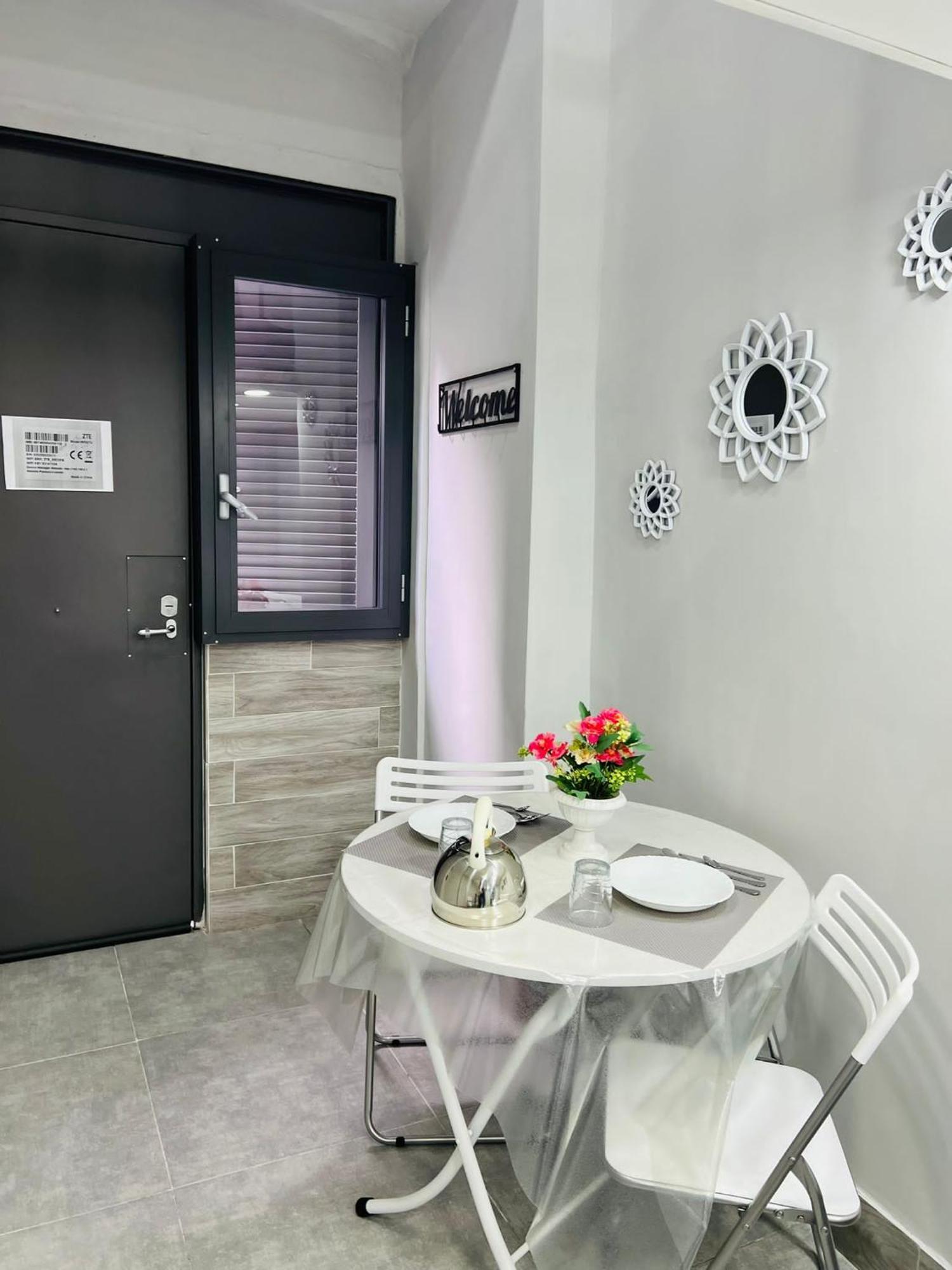 Home Smile Nápoles Exterior foto